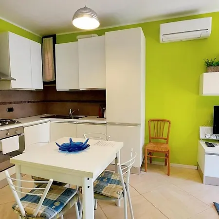 Colors Pool Apartment *