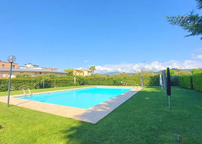 Colors Pool Bardolino